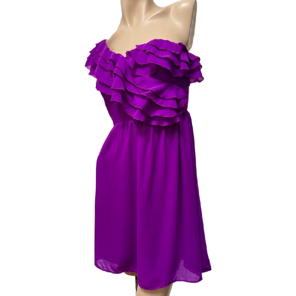 NWT Chelsea & Violet X-SMALL Fuchsia One Shoulder Dress